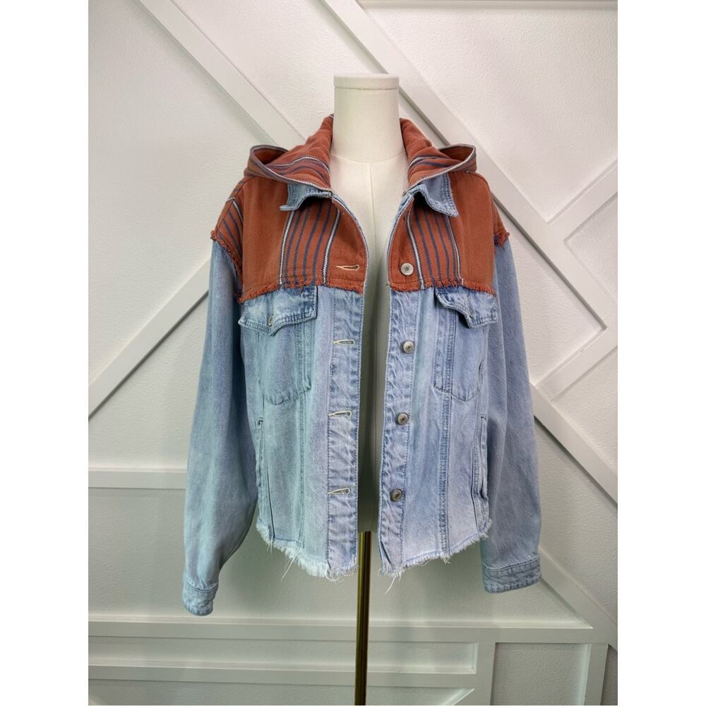 Free People Oversized Baja Hooded Denim Jacket In Baja Wash Size Medium Coastal - Picture 2 of 13